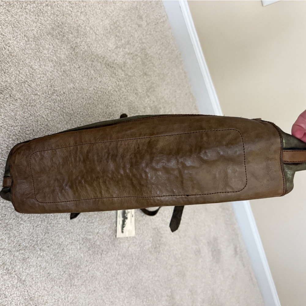 🔥 CRAZY 50% OFF RETAIL SALE🔥CAMPOMAGGI Lidia Bowling Bag green
🎁GIFTABLE🎁 - Picture 7 of 16